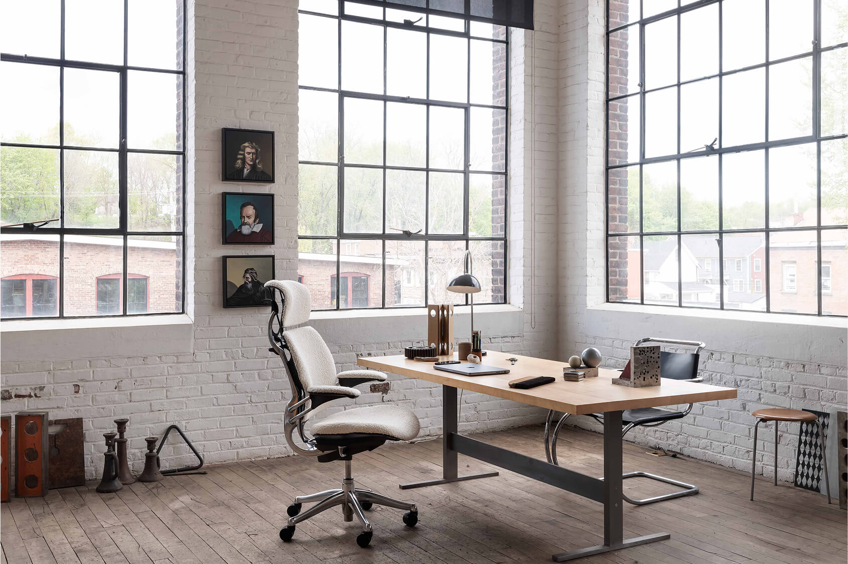 Freedom Headrest in Kvadrat Vanir textile with Graphite Frame